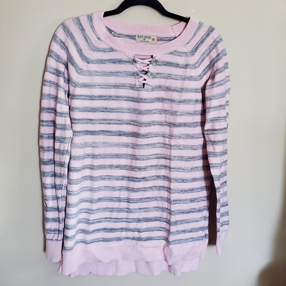Ruff Hewn Pink & gray striped sweater. 100% cotton long sleeved Medium